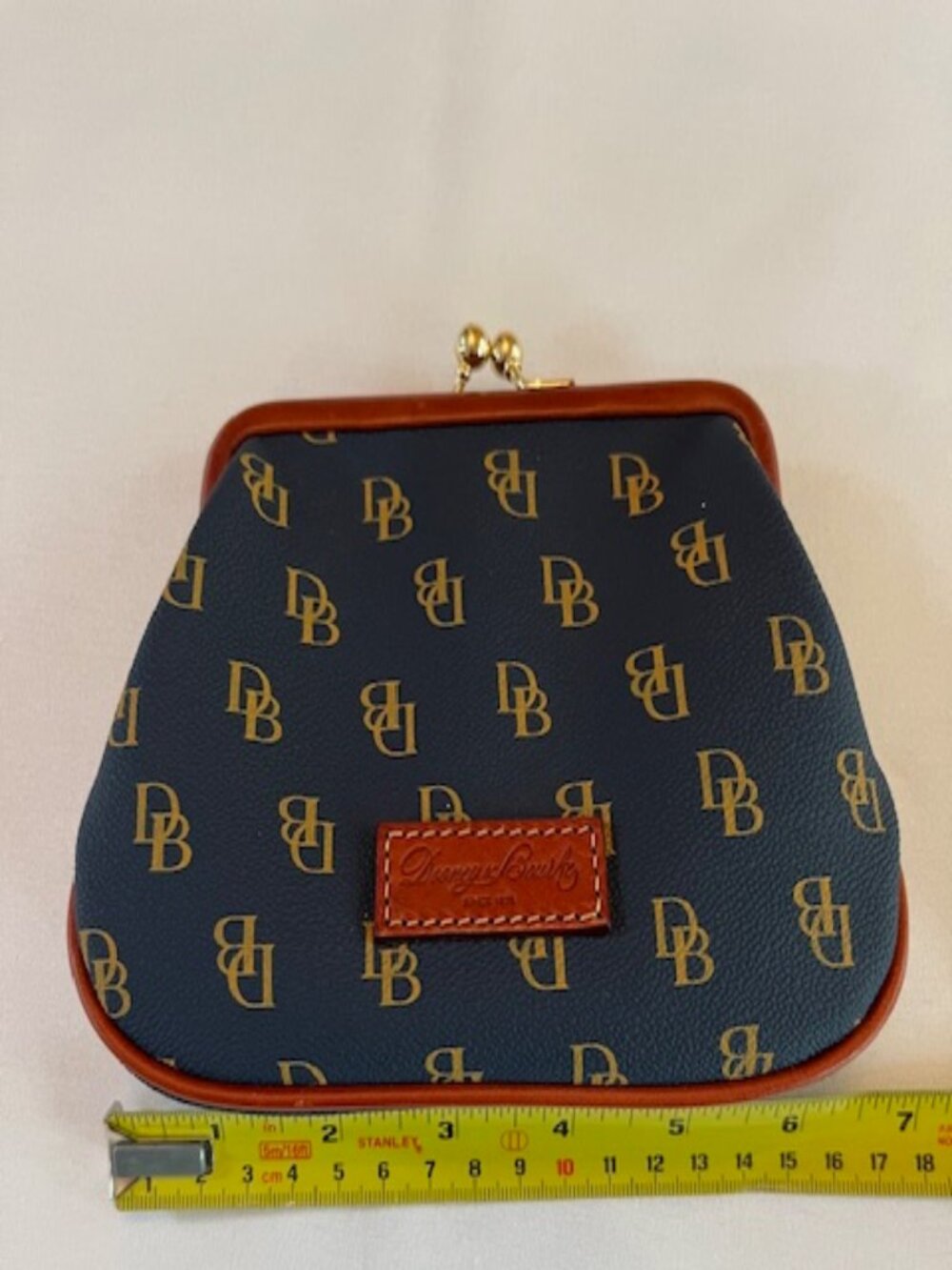 DOONEY & BOURKE | Gretta Framed Navy Blue Coin Purse-Like NEW - Picture 5 of 7